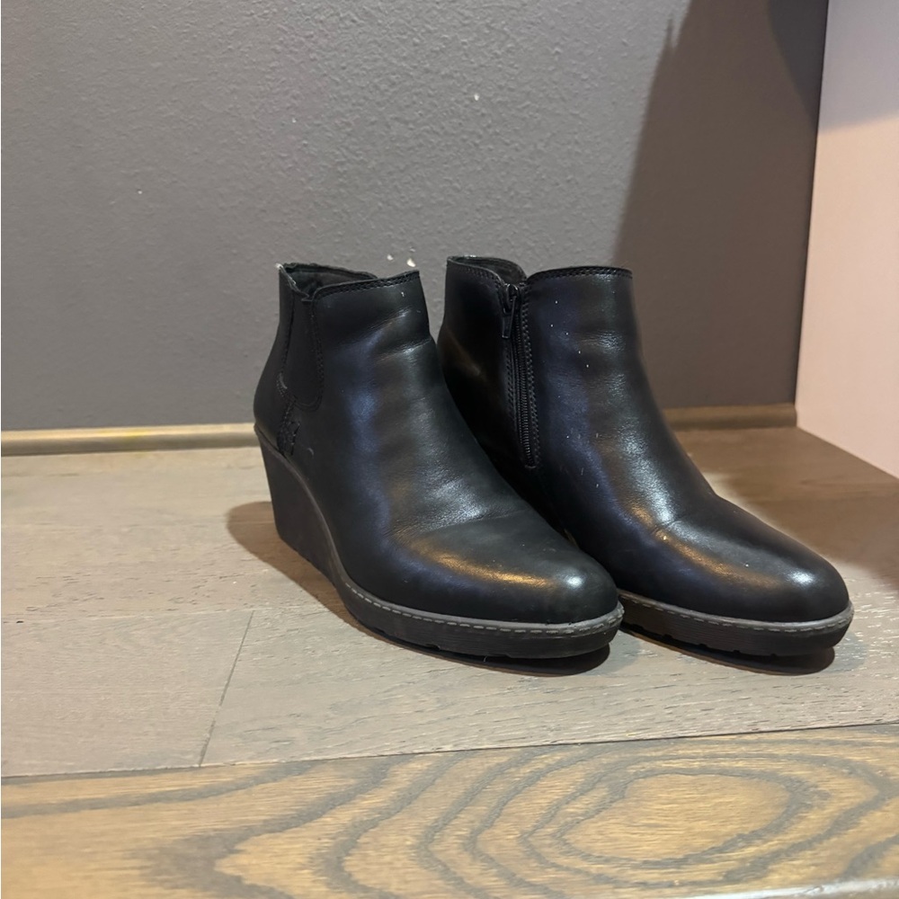 Black Wedge Clarke Boots